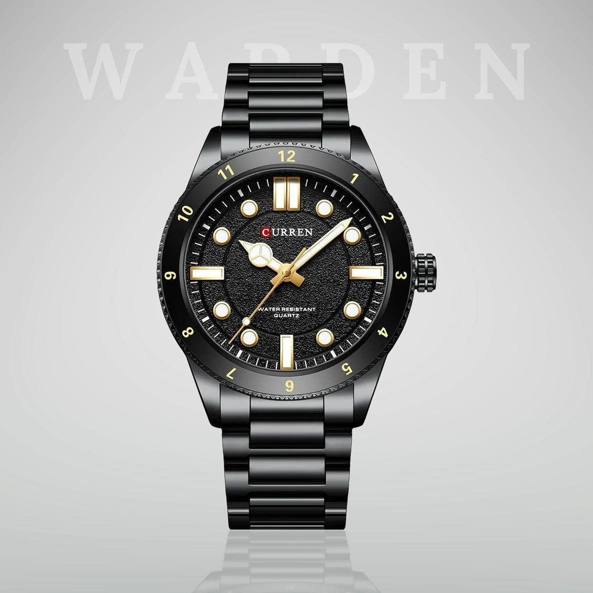 Elias Curren© Warden