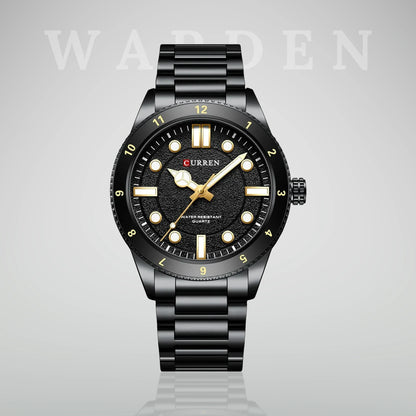 Elias Curren© Warden
