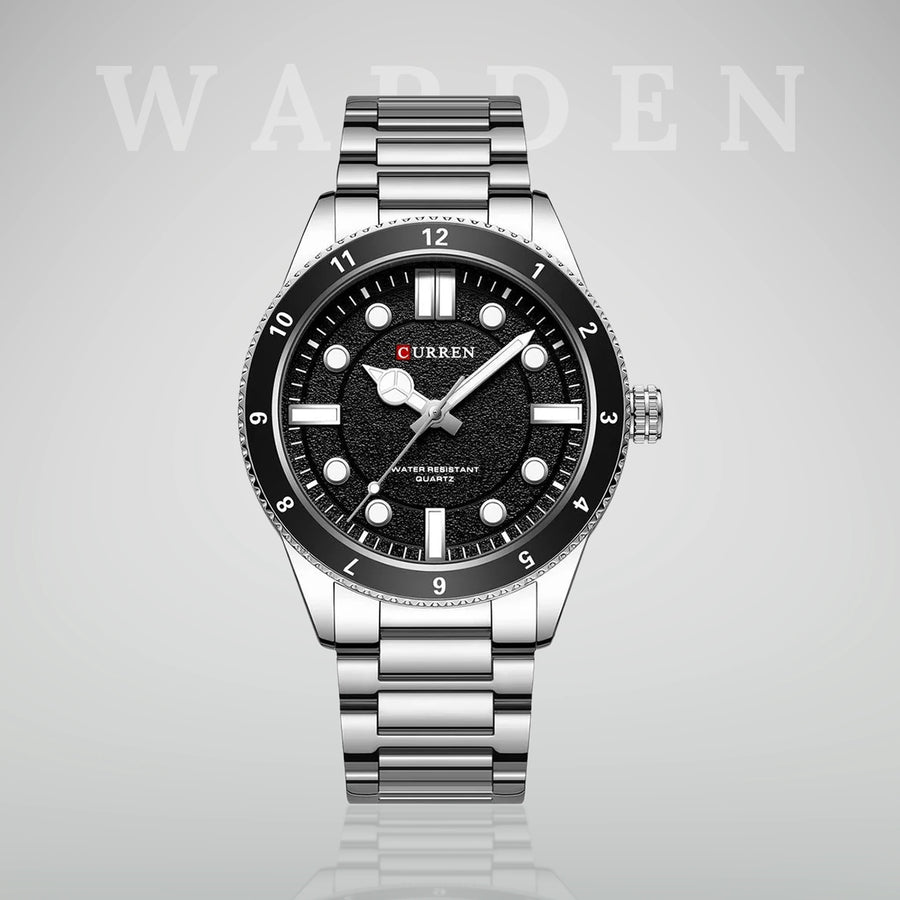 Elias Curren© Warden
